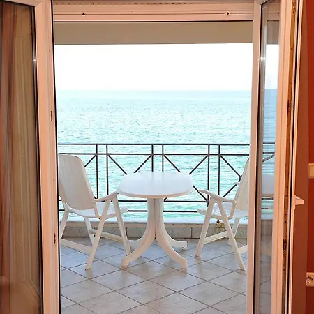 Pelagos Pensjonat 3*