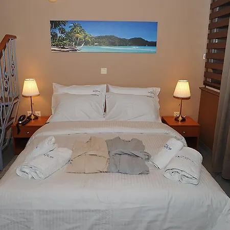 Pelagos Studios Guest house Platana
