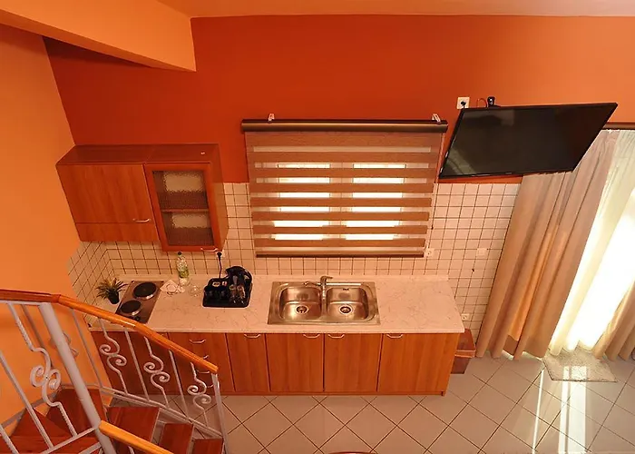 Pelagos Πλατάνα