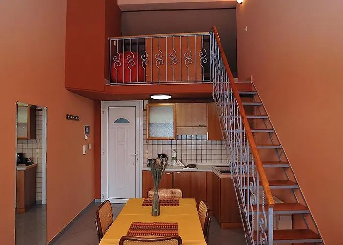 Πανσιόν Pelagos Πλατάνα