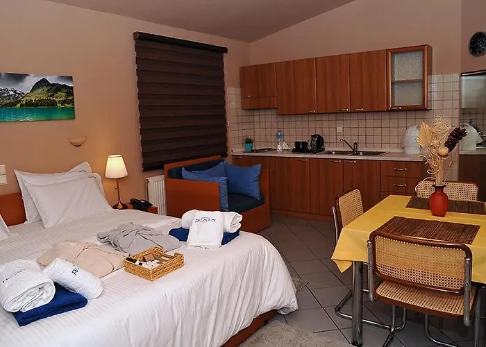 Pelagos Πανσιόν 3*