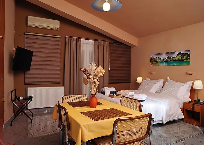 Πανσιόν Pelagos 3*